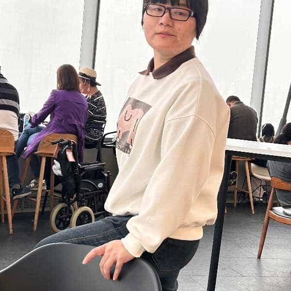上海32岁单身美女真诚找对象-五指山征婚相亲网