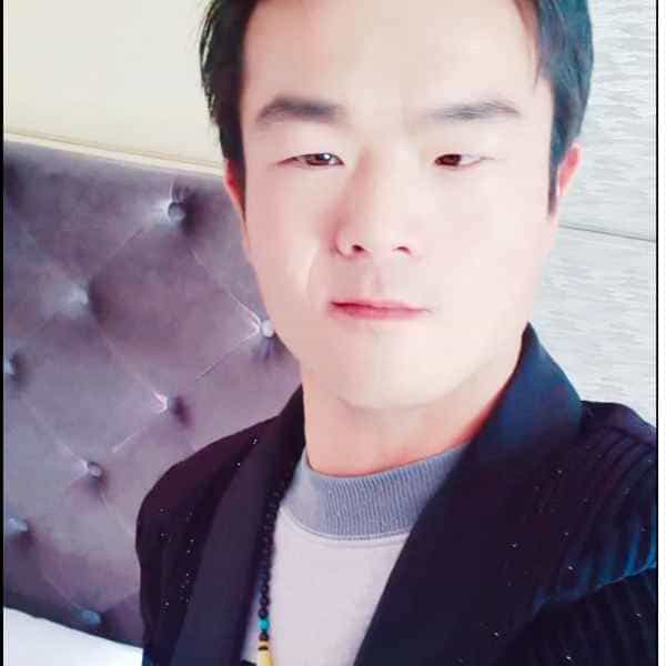 青海30岁单身帅哥真诚找对象-五指山征婚相亲网