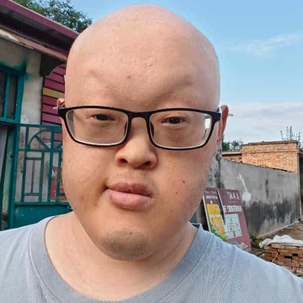 山东27岁单身帅哥真诚找对象-五指山征婚相亲网