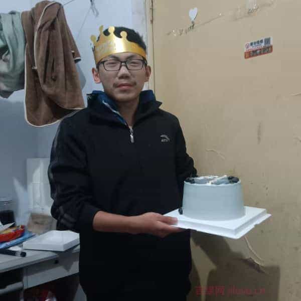 山东18岁单身帅哥真诚找对象-五指山征婚相亲网