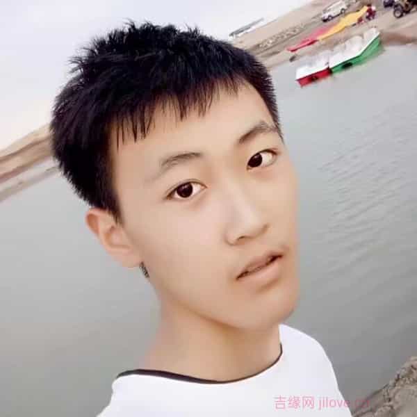 河南24岁单身帅哥真诚找对象-五指山征婚相亲网