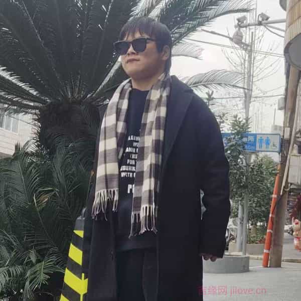 江西20岁单身帅哥真诚找对象-五指山征婚相亲网