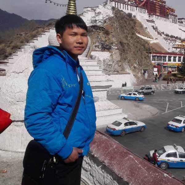 34岁岁广西单身帅哥 - 五指山吉缘网
