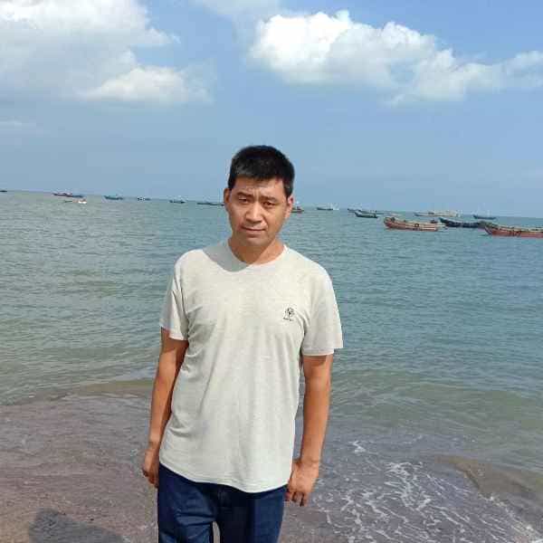 44岁岁辽宁单身帅哥 - 五指山吉缘网