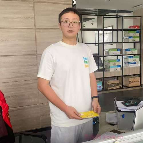 30岁岁江苏单身帅哥 - 五指山吉缘网