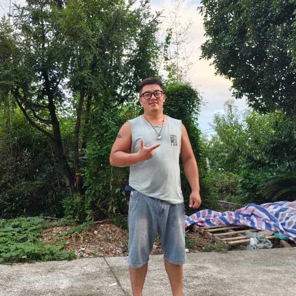 32岁岁浙江单身帅哥 - 五指山吉缘网